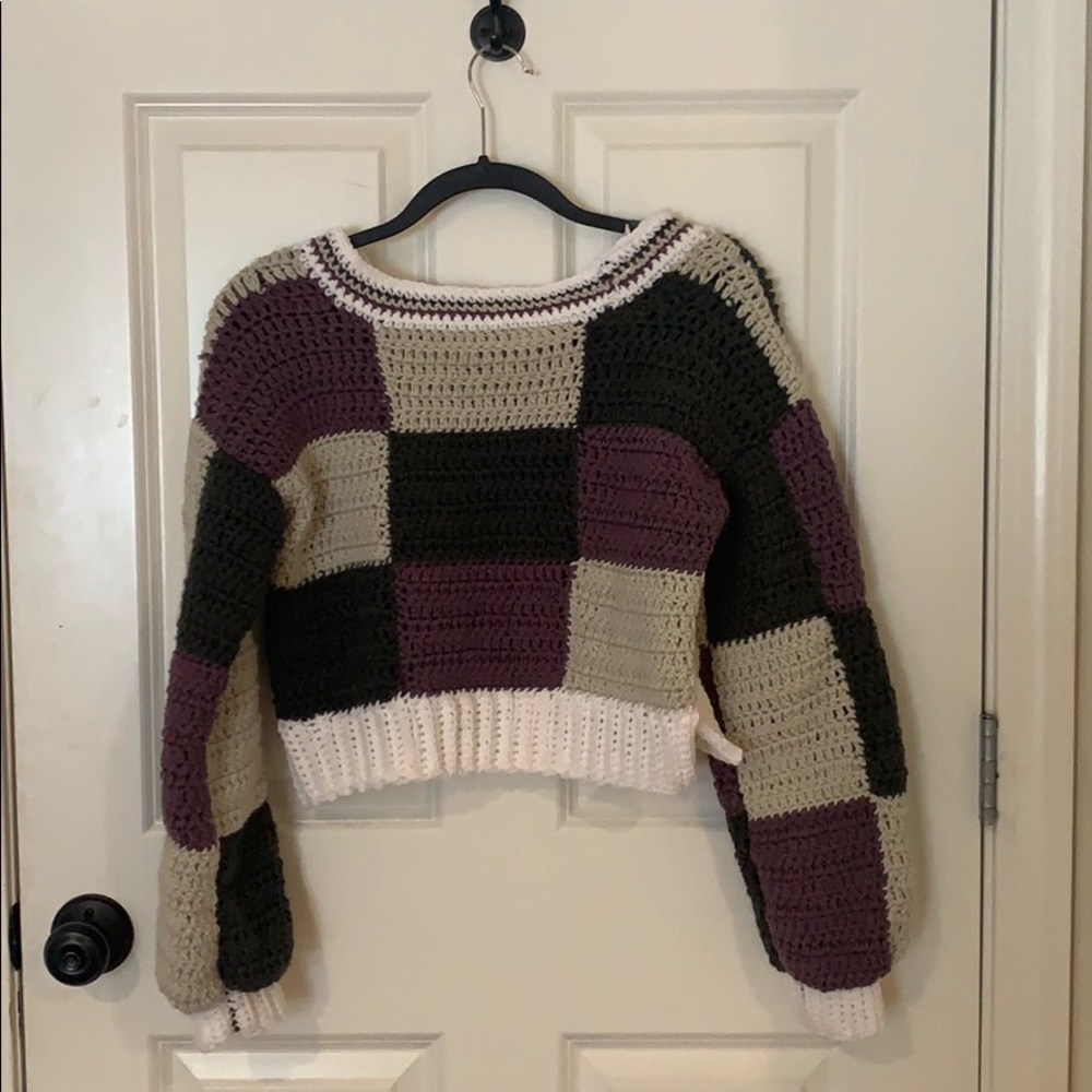 hand made cropped sweater - Picture 2 of 8
